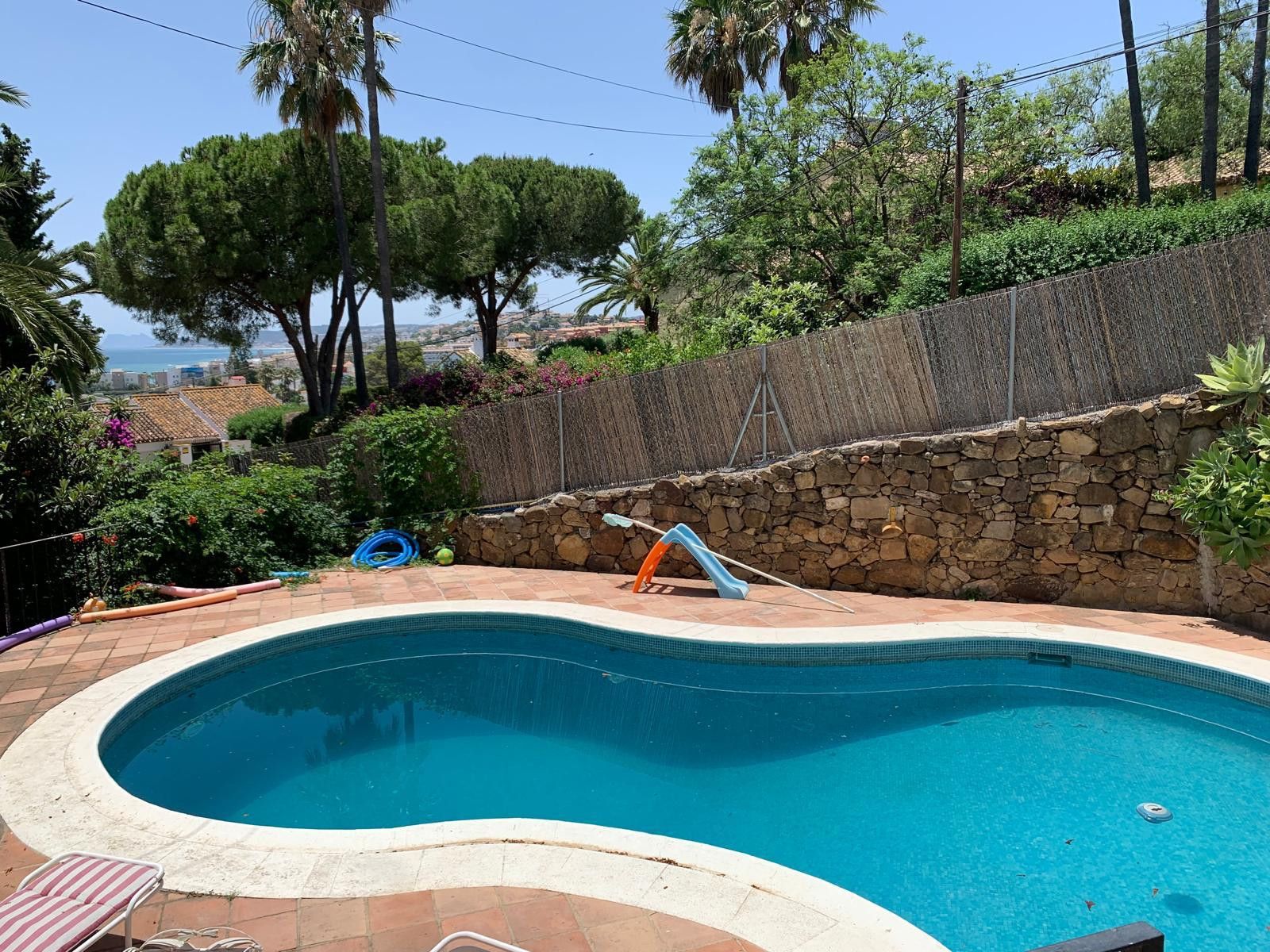 Swimming pool of Apartment to rent in Estepona  with Swimming Pool, Furnished and Community pool