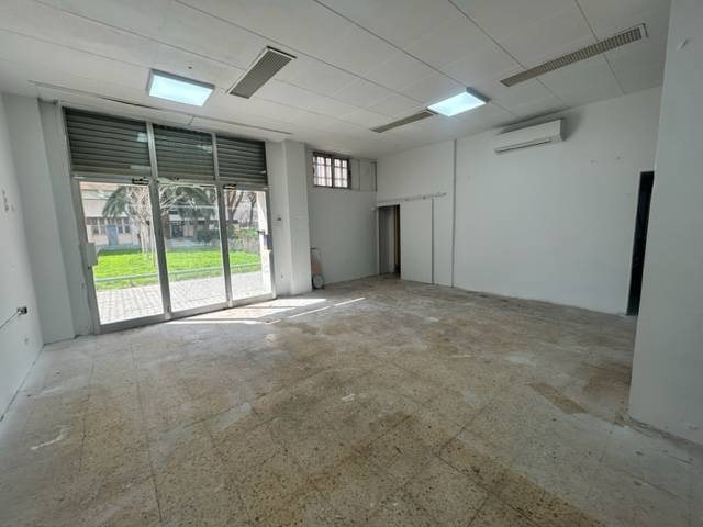 Local comercial en Alquiler en El Gornal