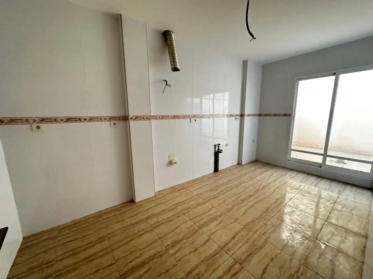 Haus zum Verkauf in Calle CRISTOBAL COLON, imagen 2