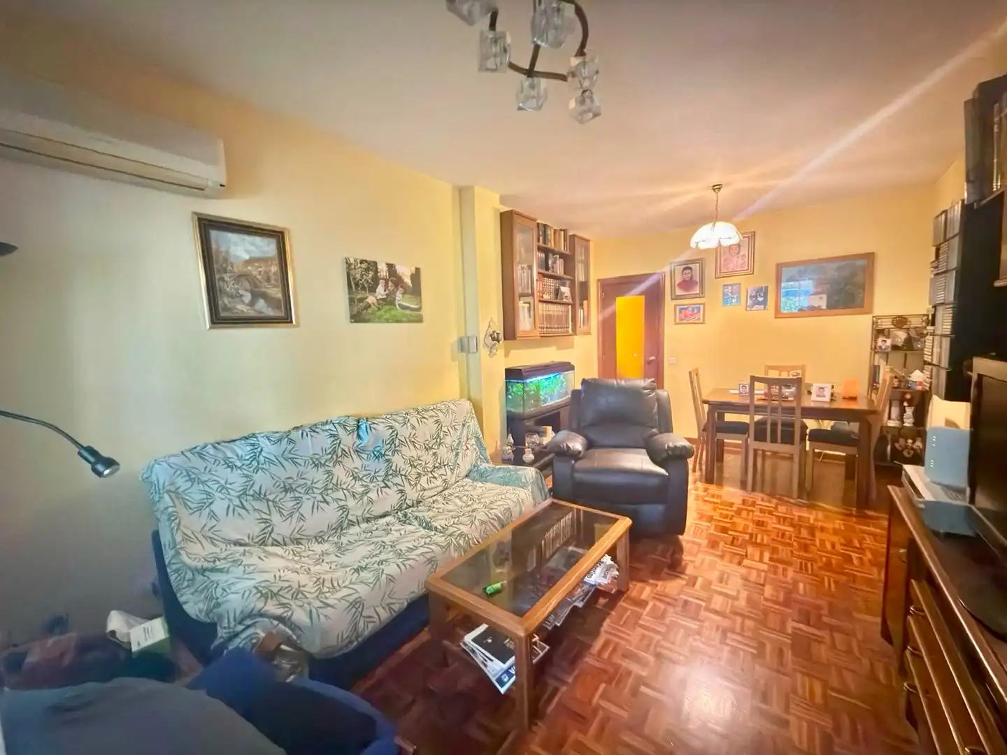 Sala de estar de Piso en venta en Móstoles con Aire acondicionado, Calefacción y Parquet