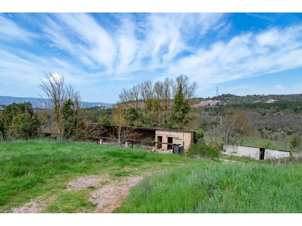Houses for sale in Seva