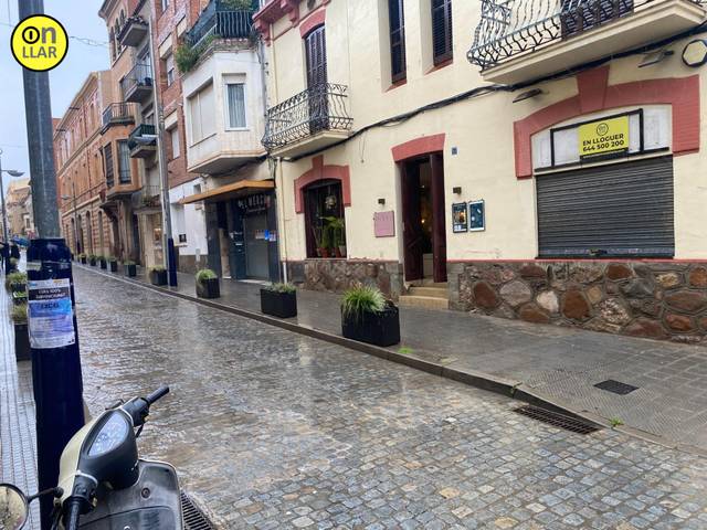 Local comercial en Alquiler en Calle BANYS, DELS en Montserrat - El Passeig