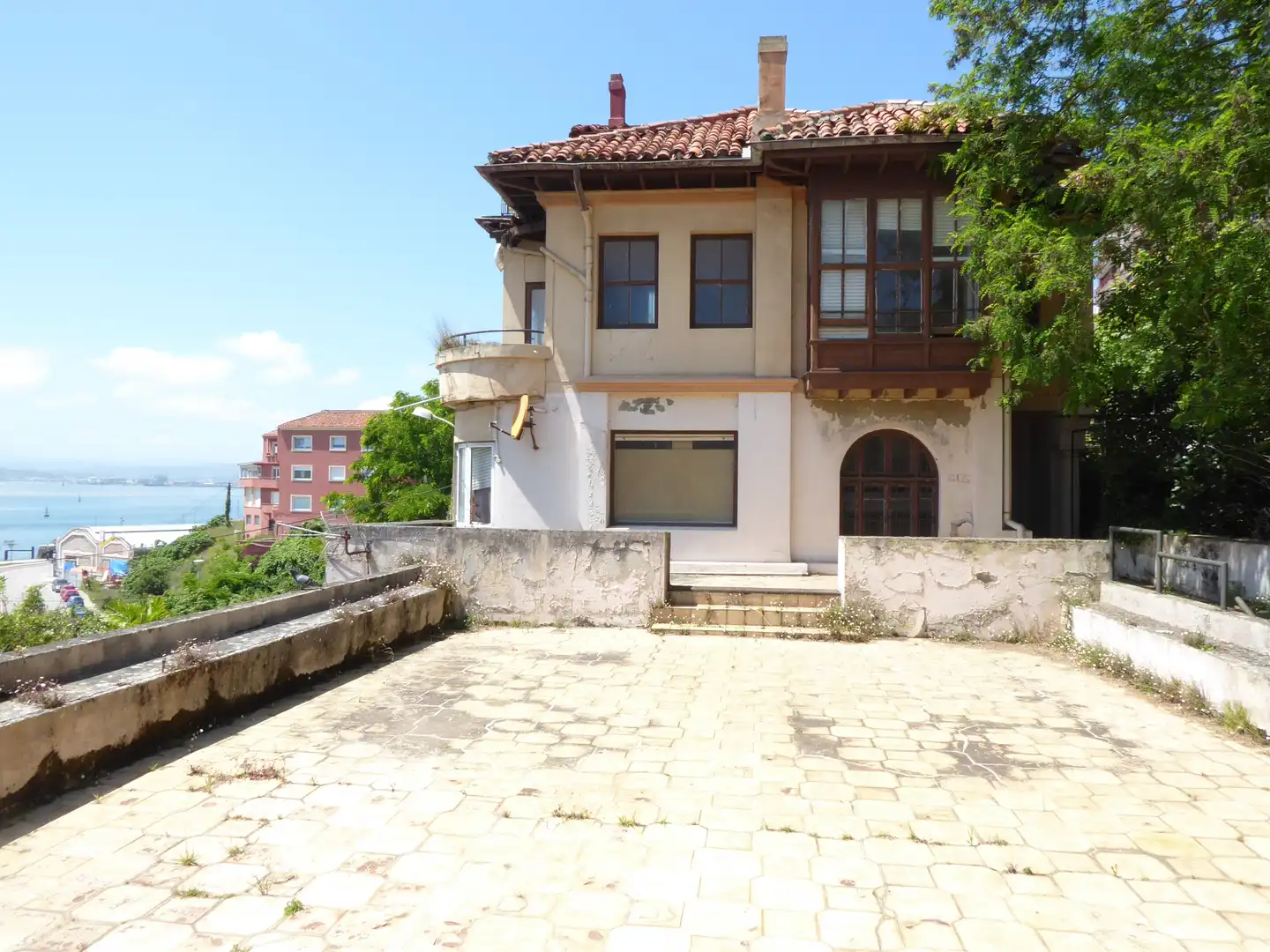 Casa adosada en venda a Avenida de la Reina Victoria, Puerto Chico