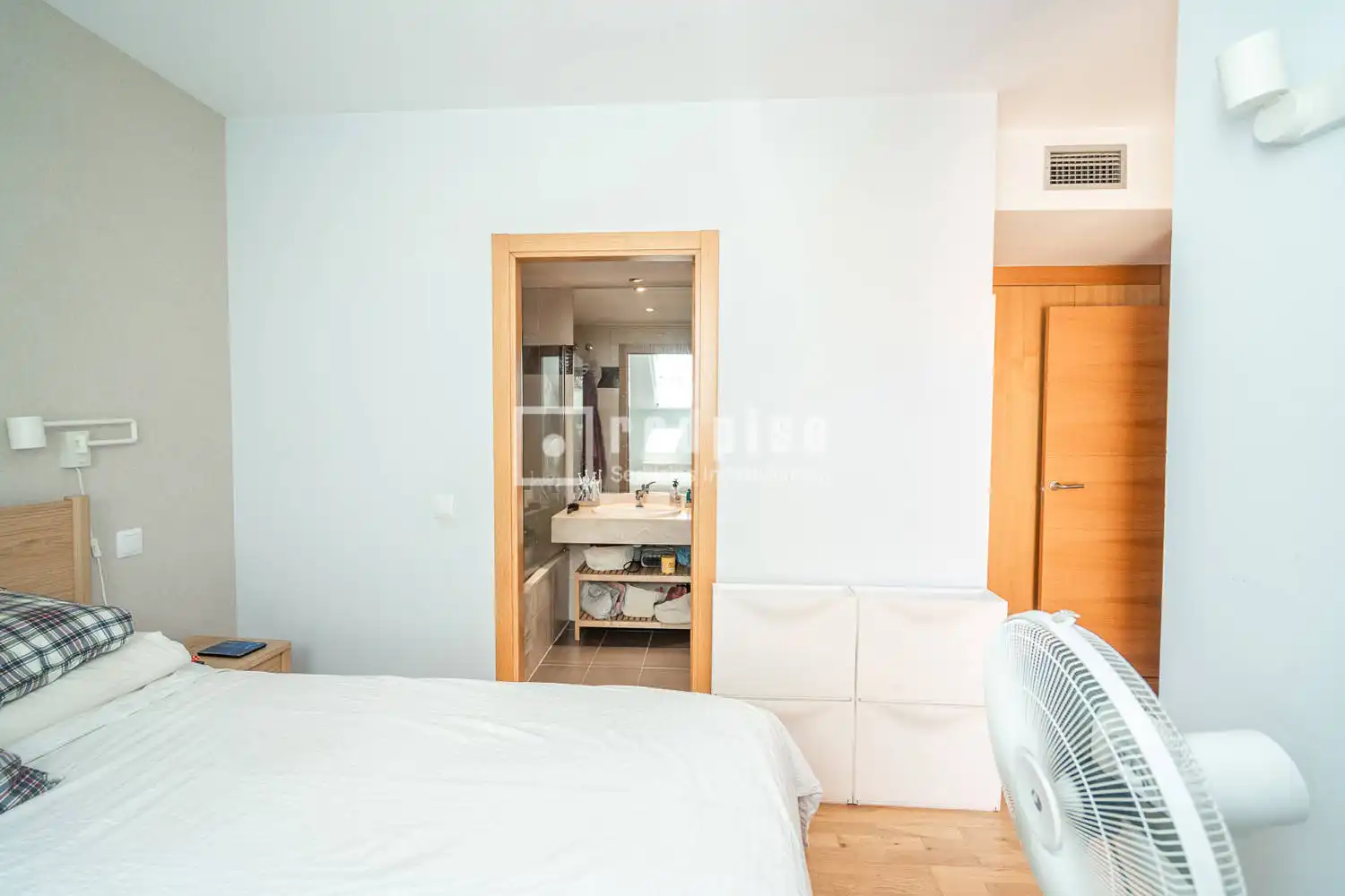 Habitación de Piso en venta en Arroyomolinos (Madrid) con Aire acondicionado, Calefacción y Jardín privado