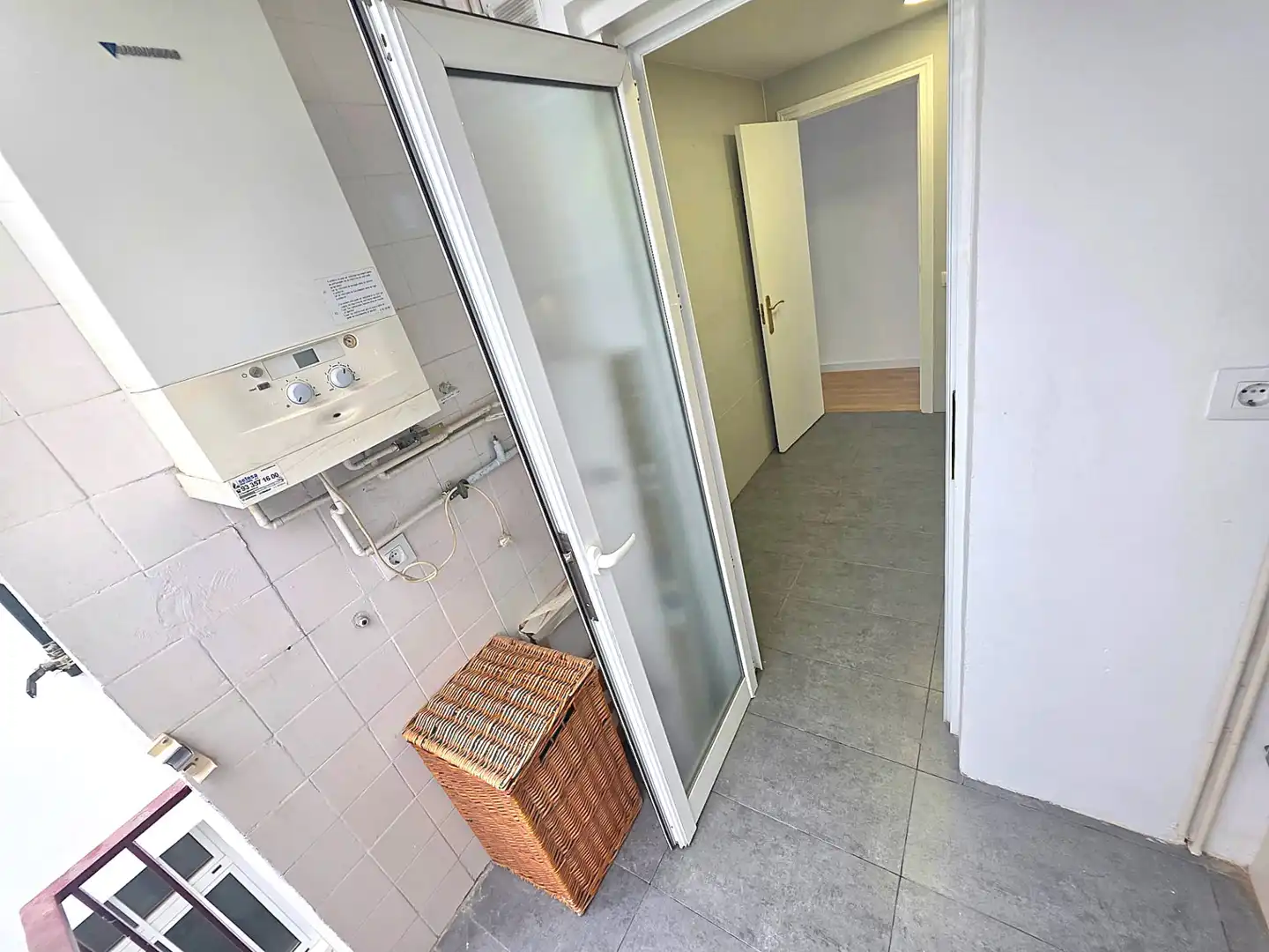 Wohnung zur Miete in Calle de Felipe de Paz, La Maternitat i Sant Ramon