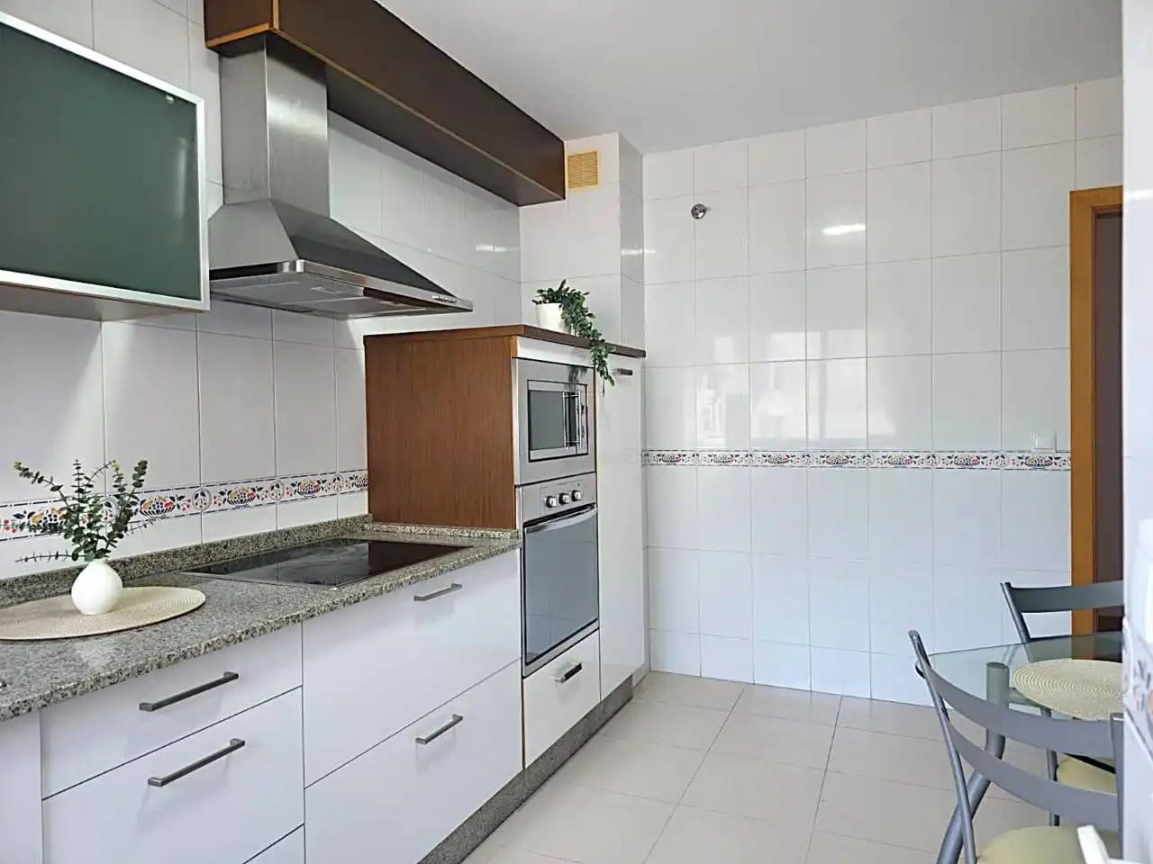 Cocina de Apartamento de alquiler en Sada (A Coruña) con Calefacción