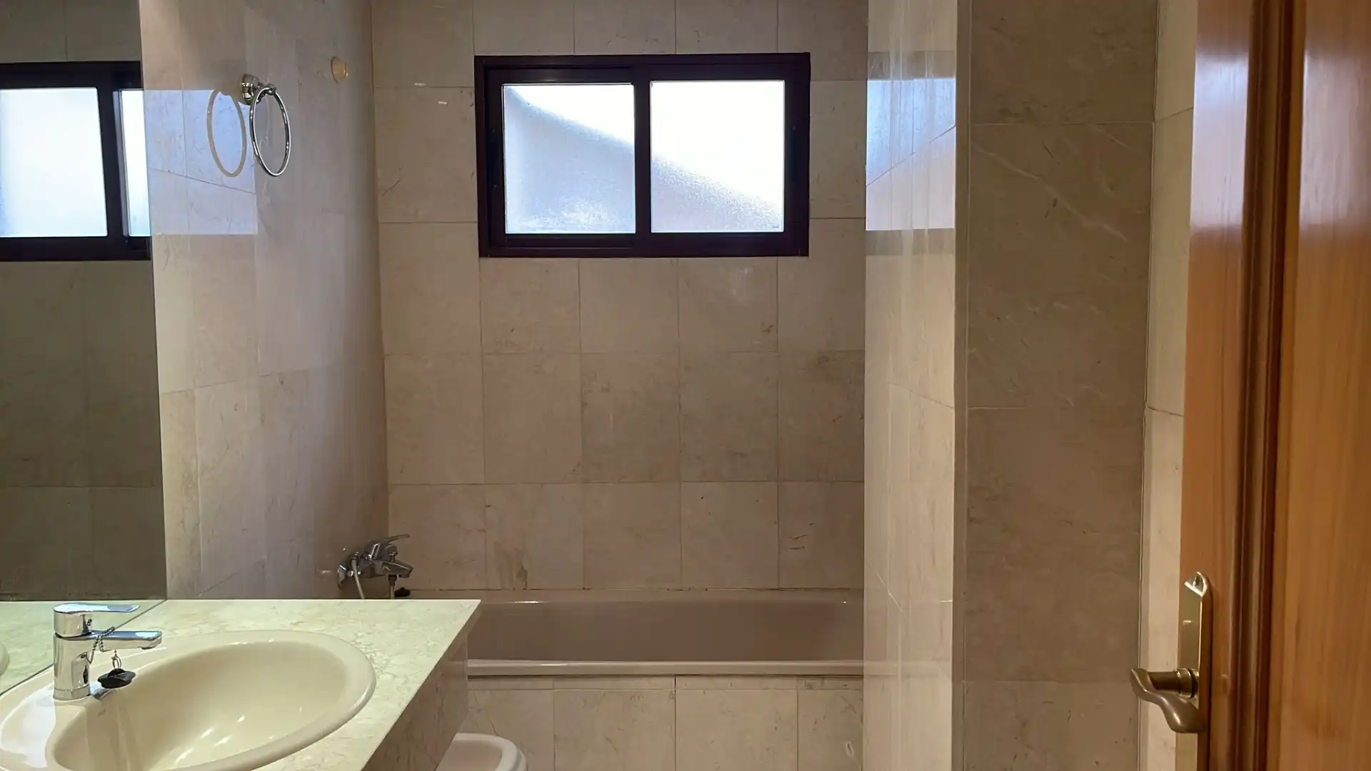 Bathroom of Flat for sale in Alcázar de San Juan  with Terrace