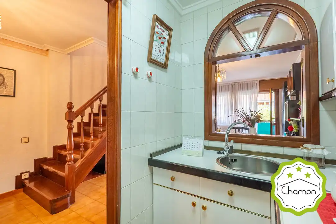 Maisonette zum Verkauf in Noja mit Heizung, Abstellraum und Möbliert