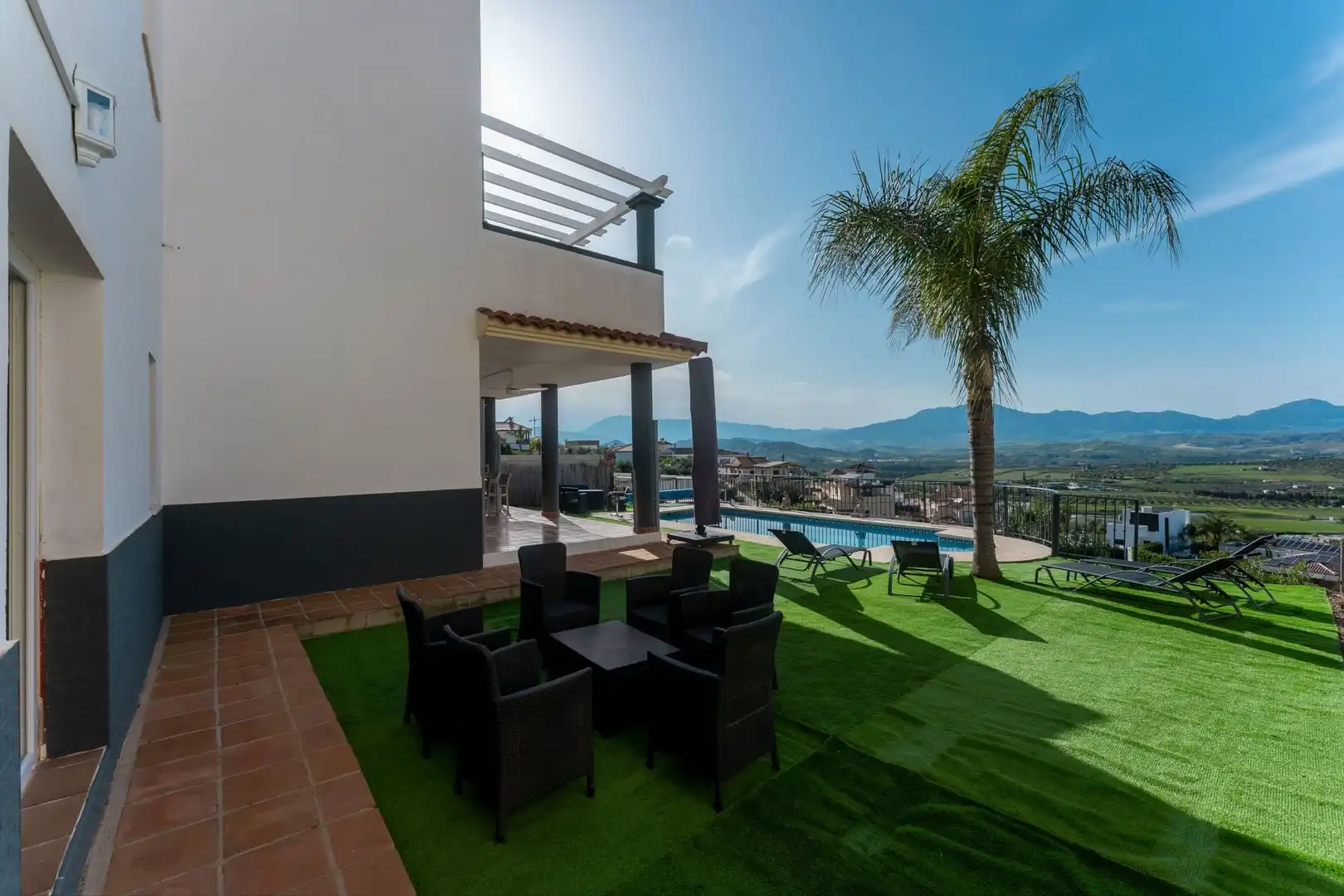 Terrace of Houses for sale in Coín  with Swimming Pool