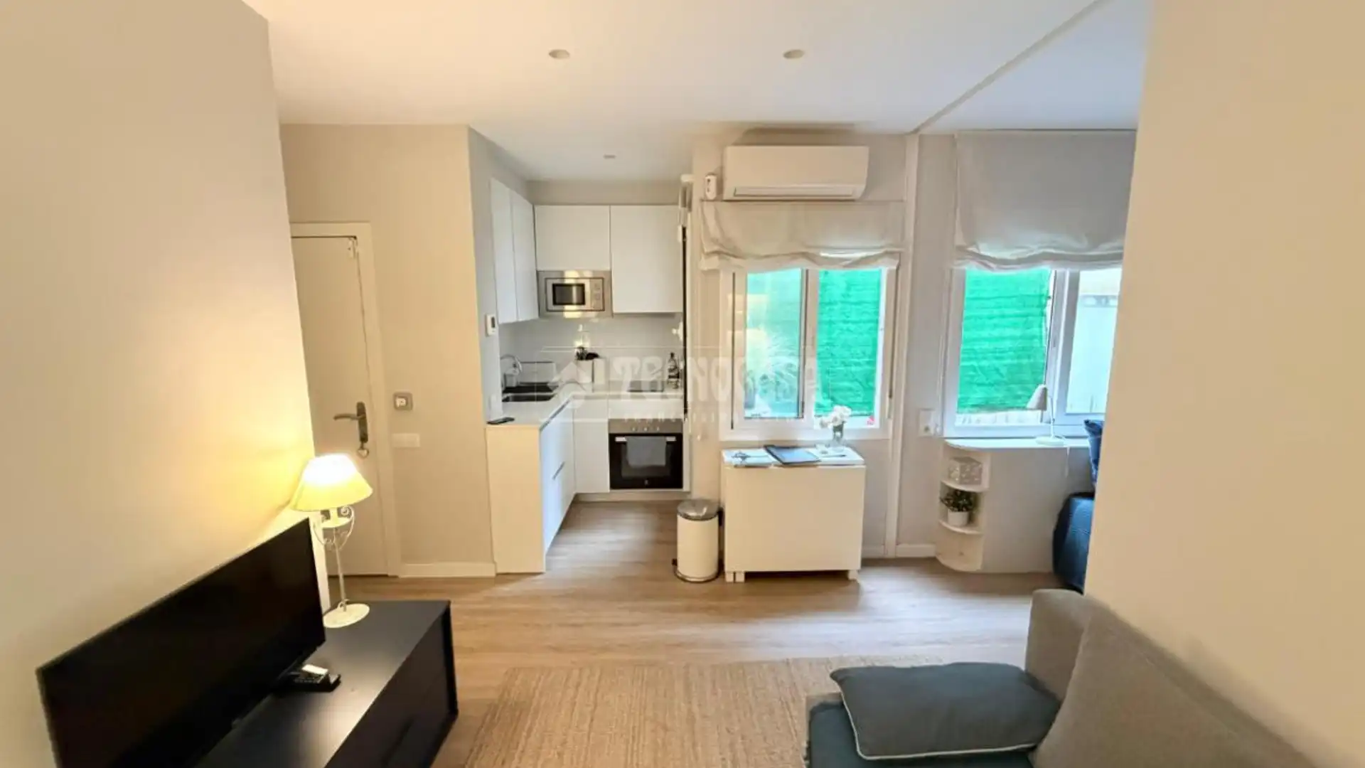 Vista exterior de Piso en venta en  Barcelona Capital con Aire acondicionado y Parquet