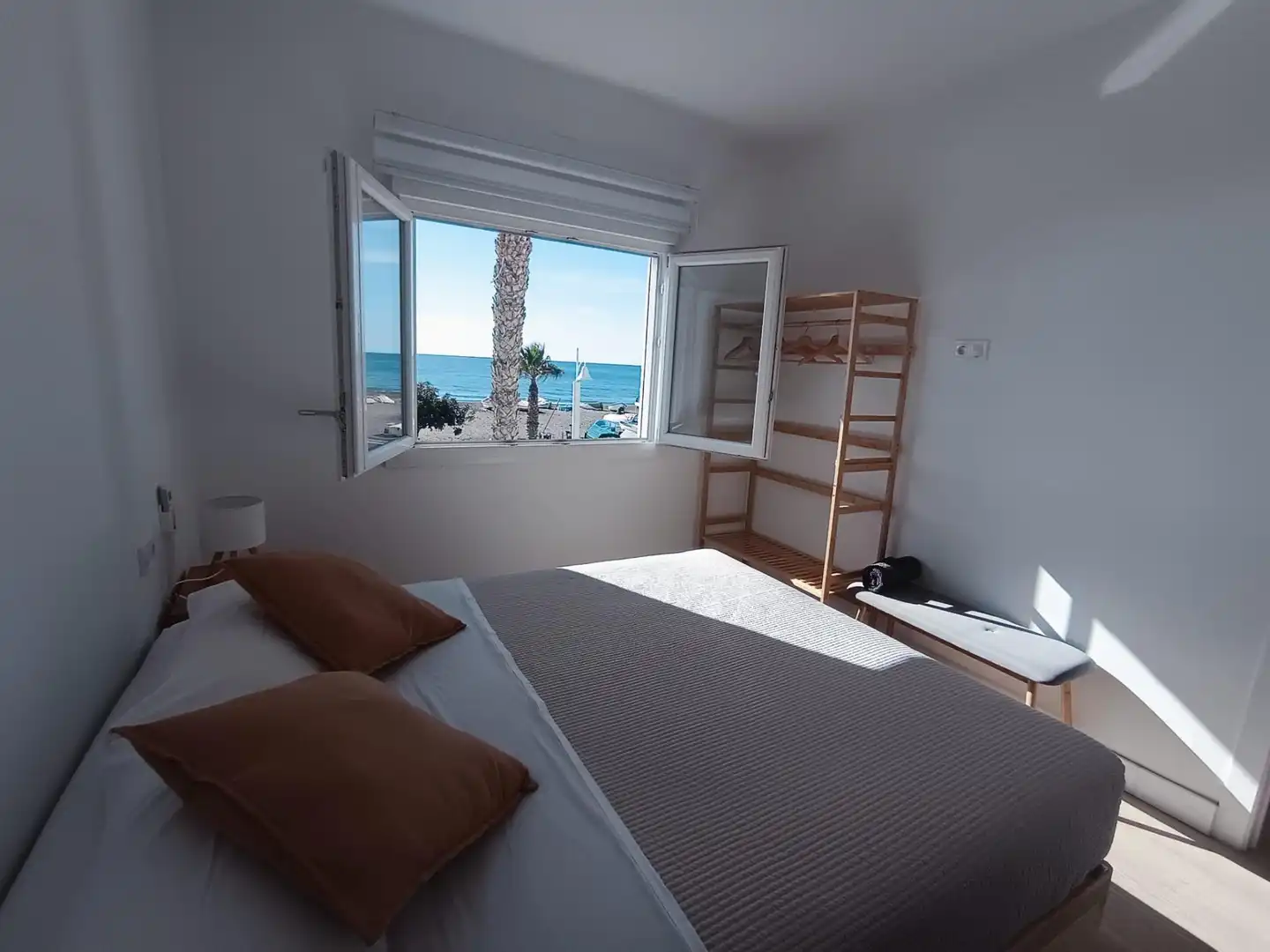 Dormitori de Casa o xalet de lloguer en Rincón de la Victoria amb Aire condicionat, Parquet i Moblat
