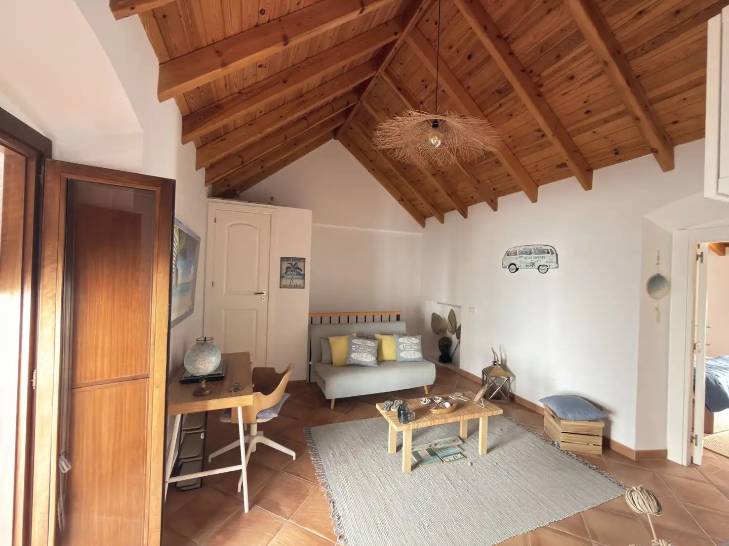 Sala d'estar de Casa o xalet en venda en Estepona amb Aire condicionat, Terrassa i Balcó