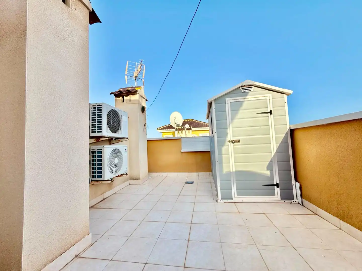 Terrace of Detached homes for sale in Pilar de la Horadada  with Air Conditioner, Private garden and Terrace
