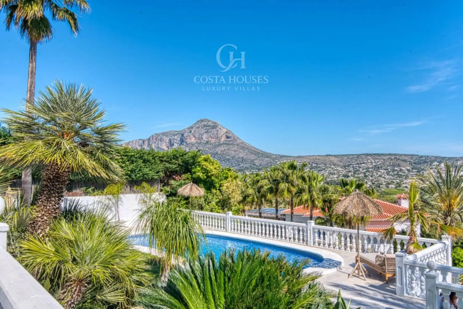 Vista exterior de Casa o xalet en venda en Jávea / Xàbia amb Aire condicionat, Calefacció i Jardí privat