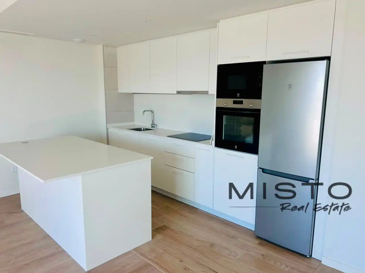 Kitchen of Flat for rent in Nueva Andalucía