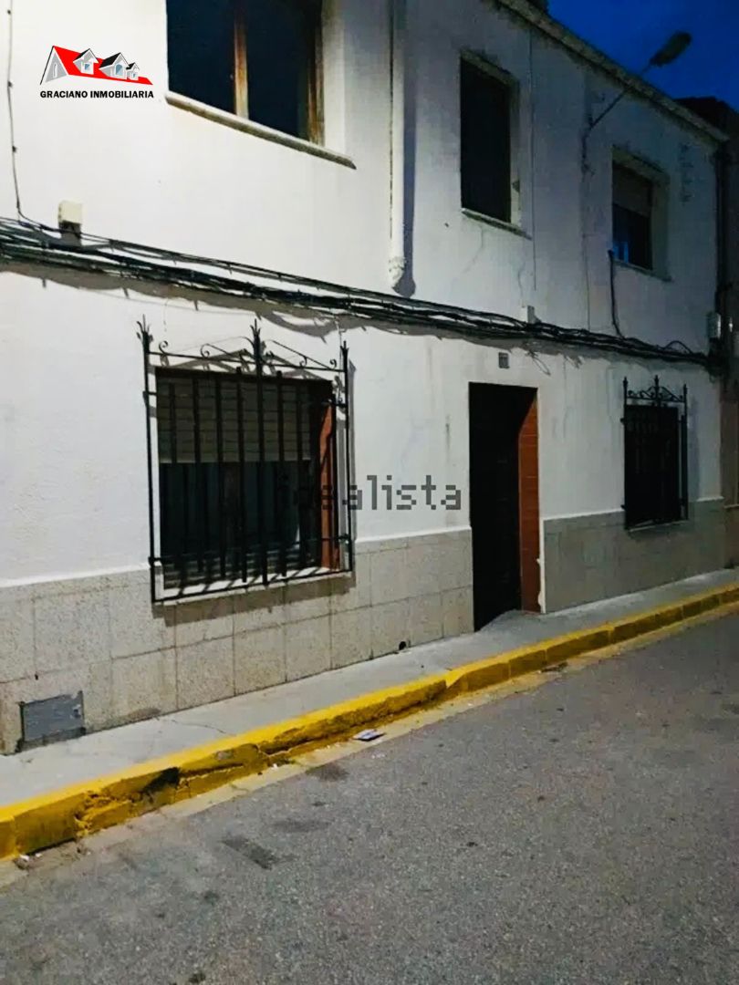 Außenansicht von Country house zum Verkauf in Madrigueras mit Terrasse