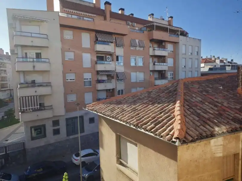 Vista exterior de Pis en venda en Calahorra amb Balcó