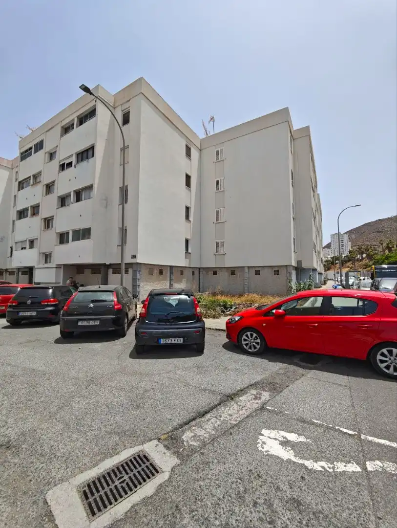 Aparcament de Pis en venda en Las Palmas de Gran Canaria amb Traster i Balcó