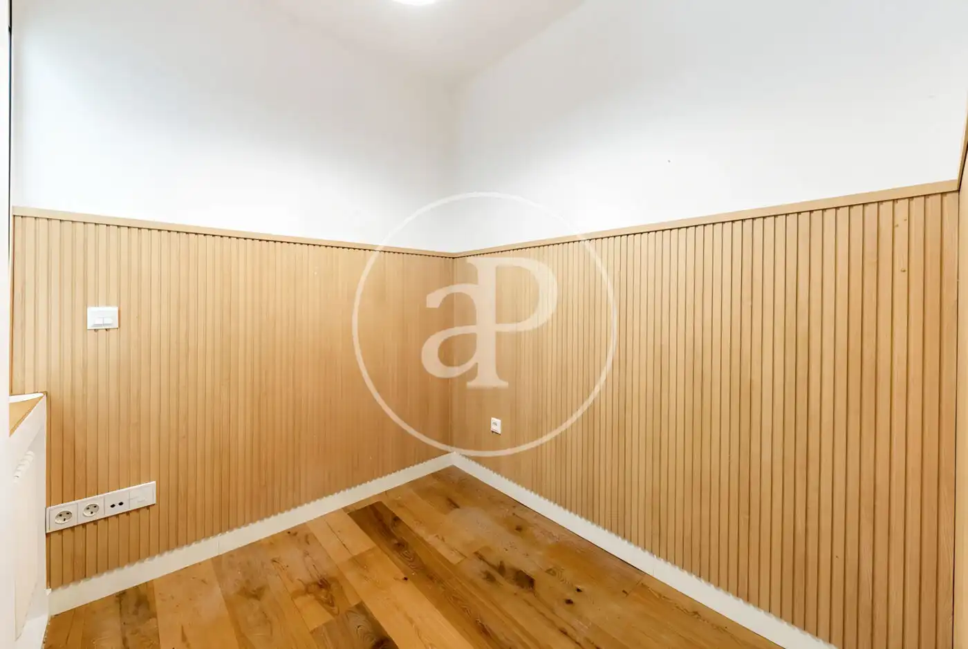 Piso en venta en Madrid con Aire acondicionado, Calefacción y Jardín privado