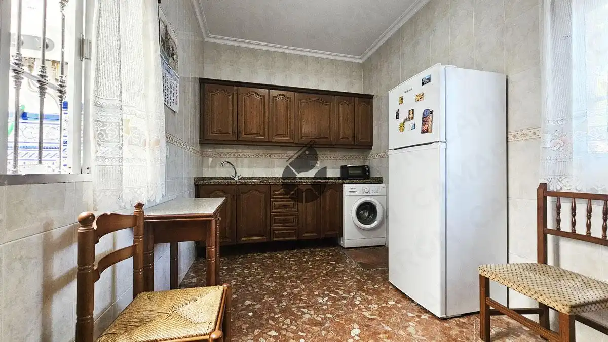 Cuina de Casa adosada en venda en Coria del Río amb Terrassa