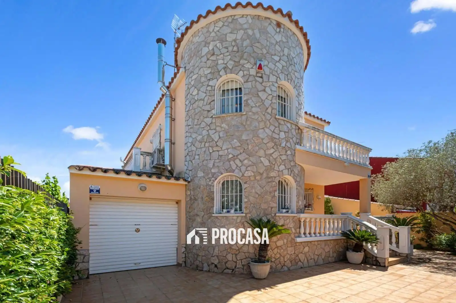 Detached house with pool for sale in MAS NOU, imagen 3