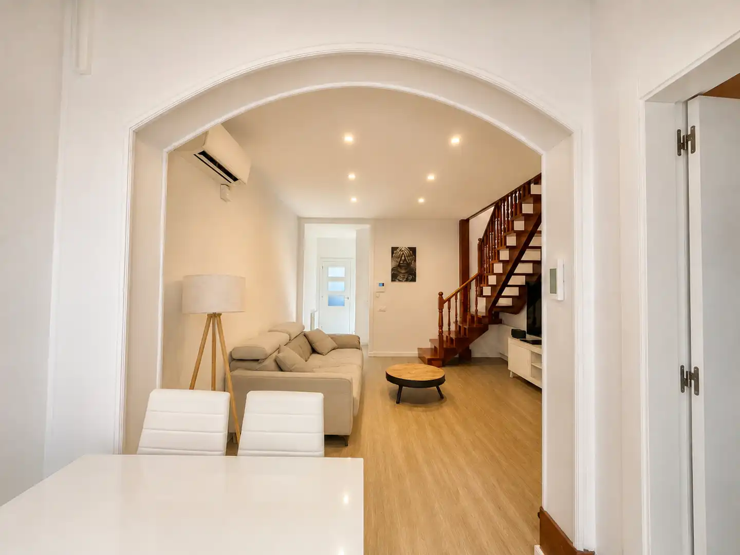Terraced house with terrace for sale in Carrer de la Unió, imagen 5