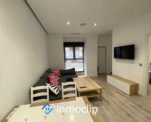 Sala d'estar de Apartament en venda en Salamanca Capital amb Aire condicionat