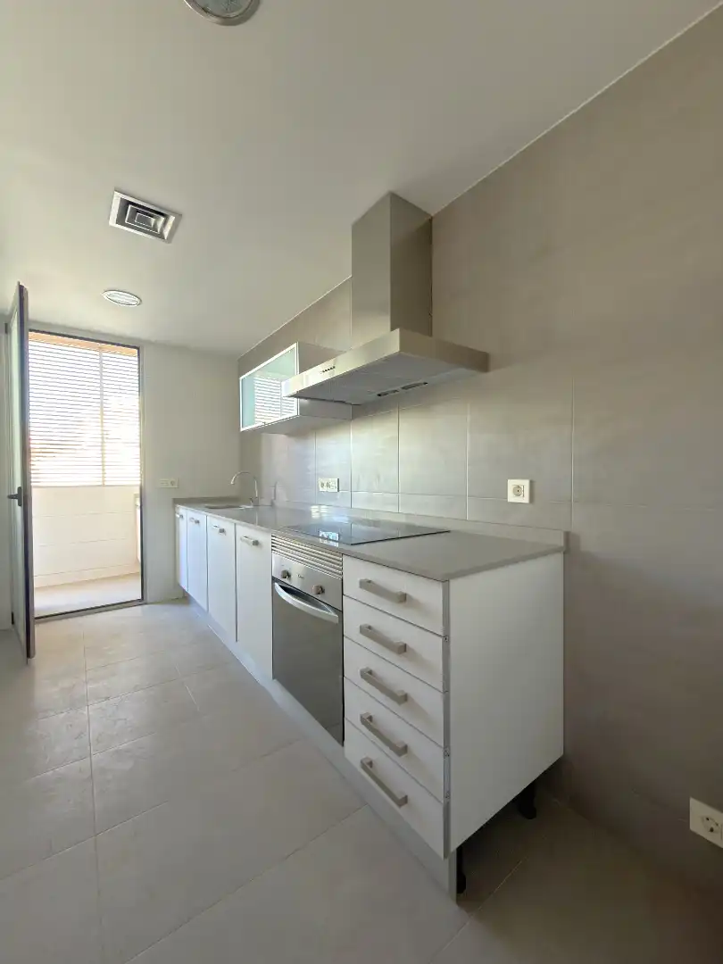 Cocina de Piso en venta en Bétera con Horno y Balcón