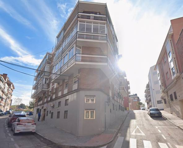 Piso en Venta en Calle de la Garganta de Aísa, 36 en Numancia