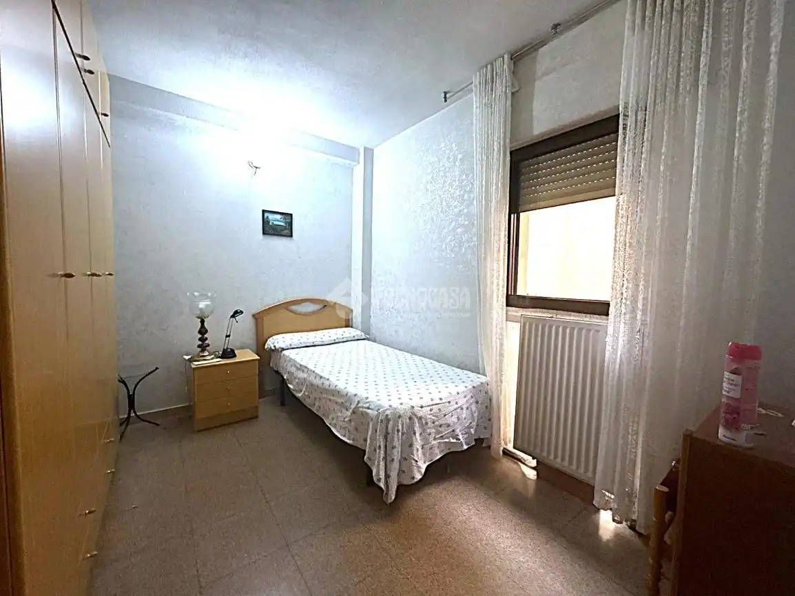 Bedroom of Flat for sale in Madrid