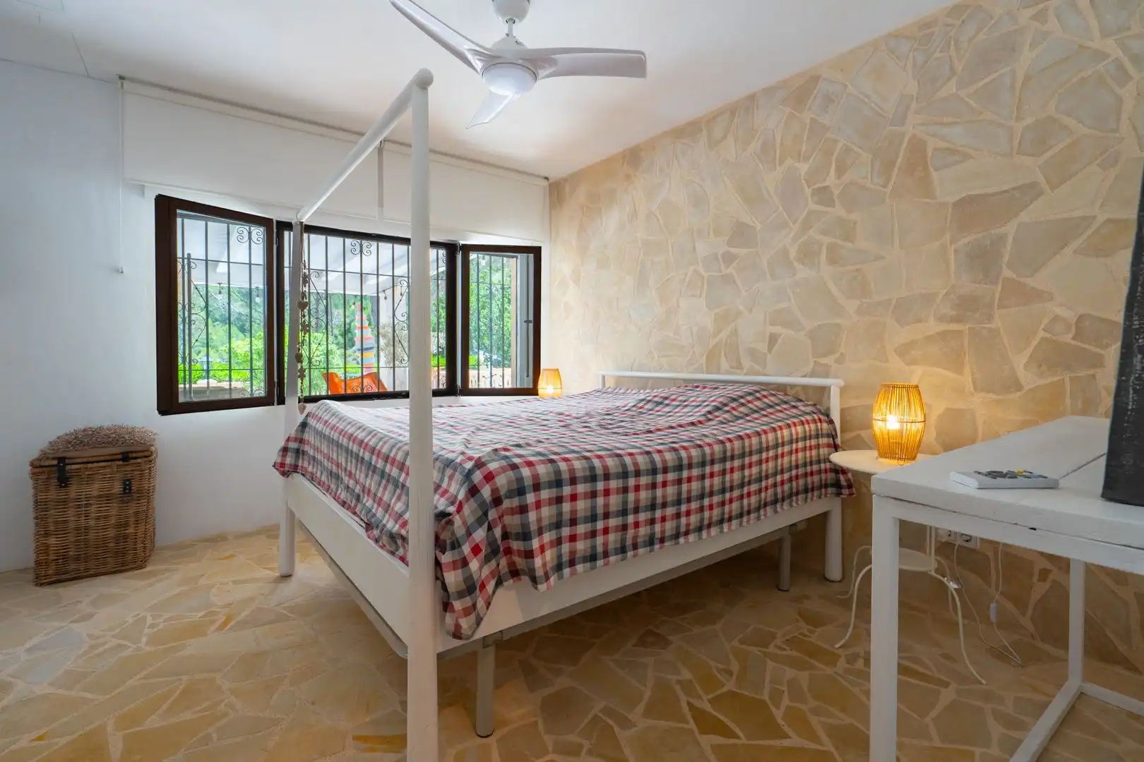 Habitación de Casa o chalet en venta en Castell de Castells con Aire acondicionado, Calefacción y Jardín privado