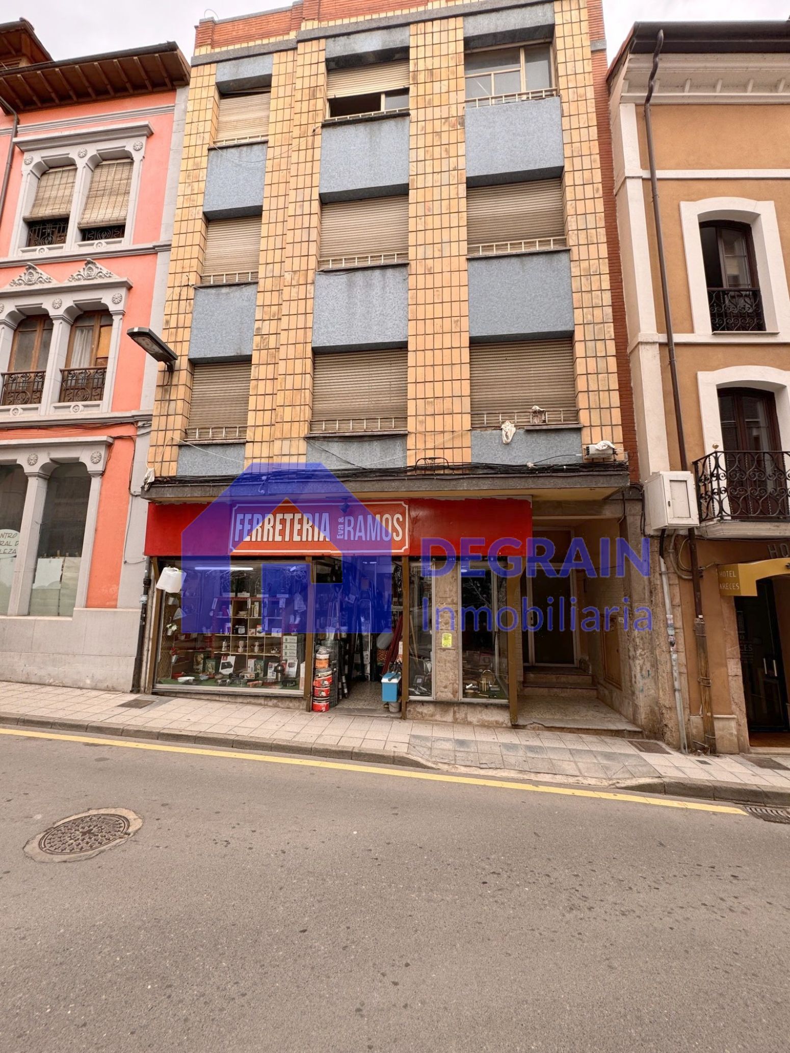 Vista exterior de Pis en venda en Grado amb Terrassa