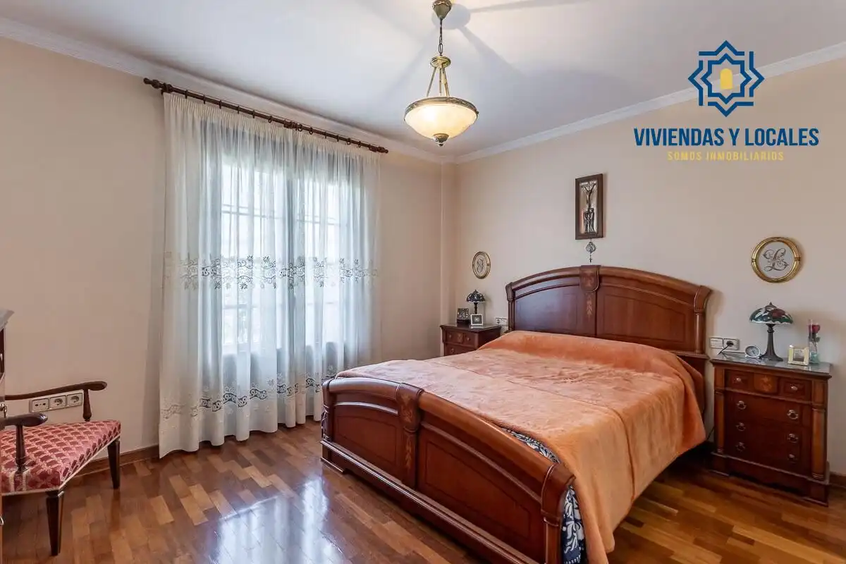 Casa con giardino in vendita a Calle MARIANA PINEDA, imagen 18