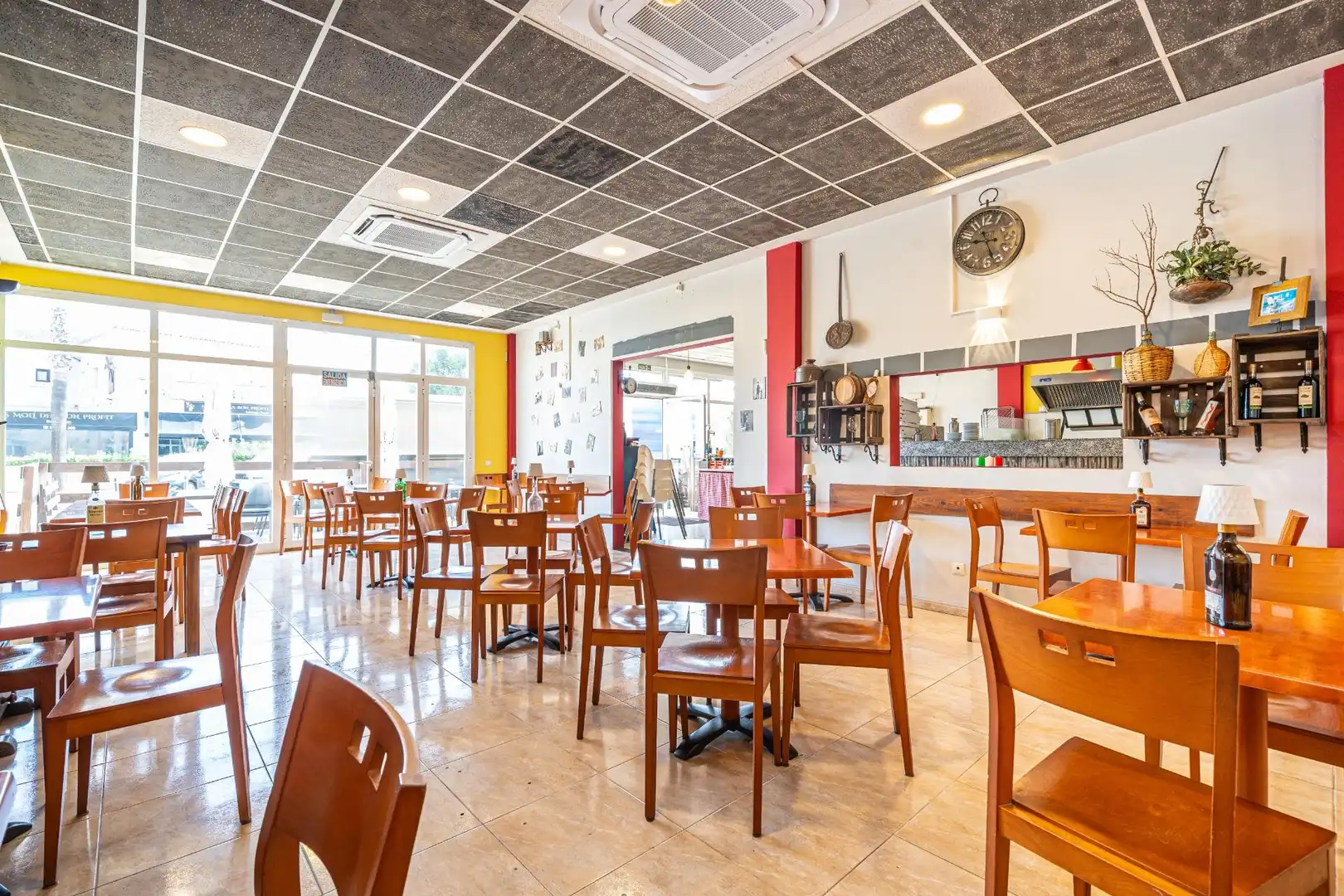 Commercial properties for rent in Campos  with Air Conditioner and Furnished