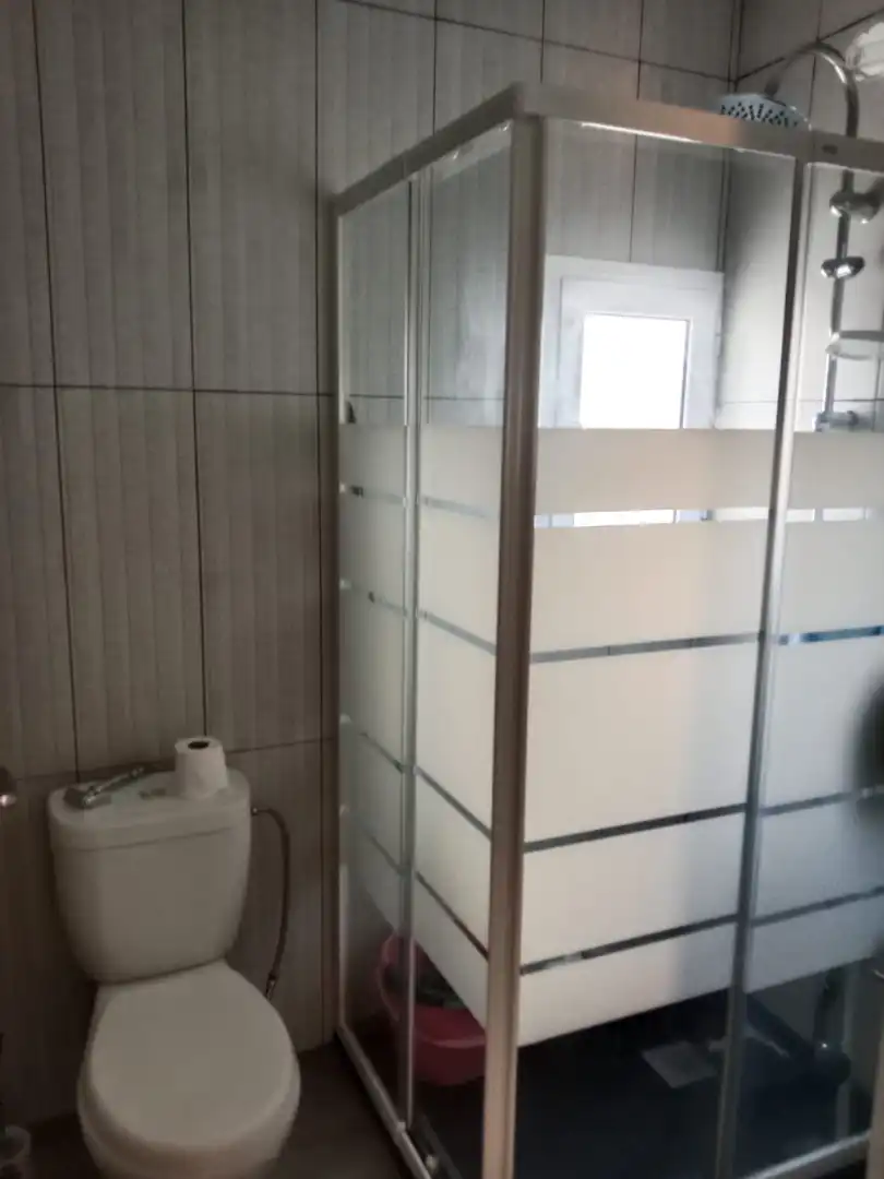 Badezimmer von Wohnung zum Verkauf in Dos Hermanas mit Möbliert