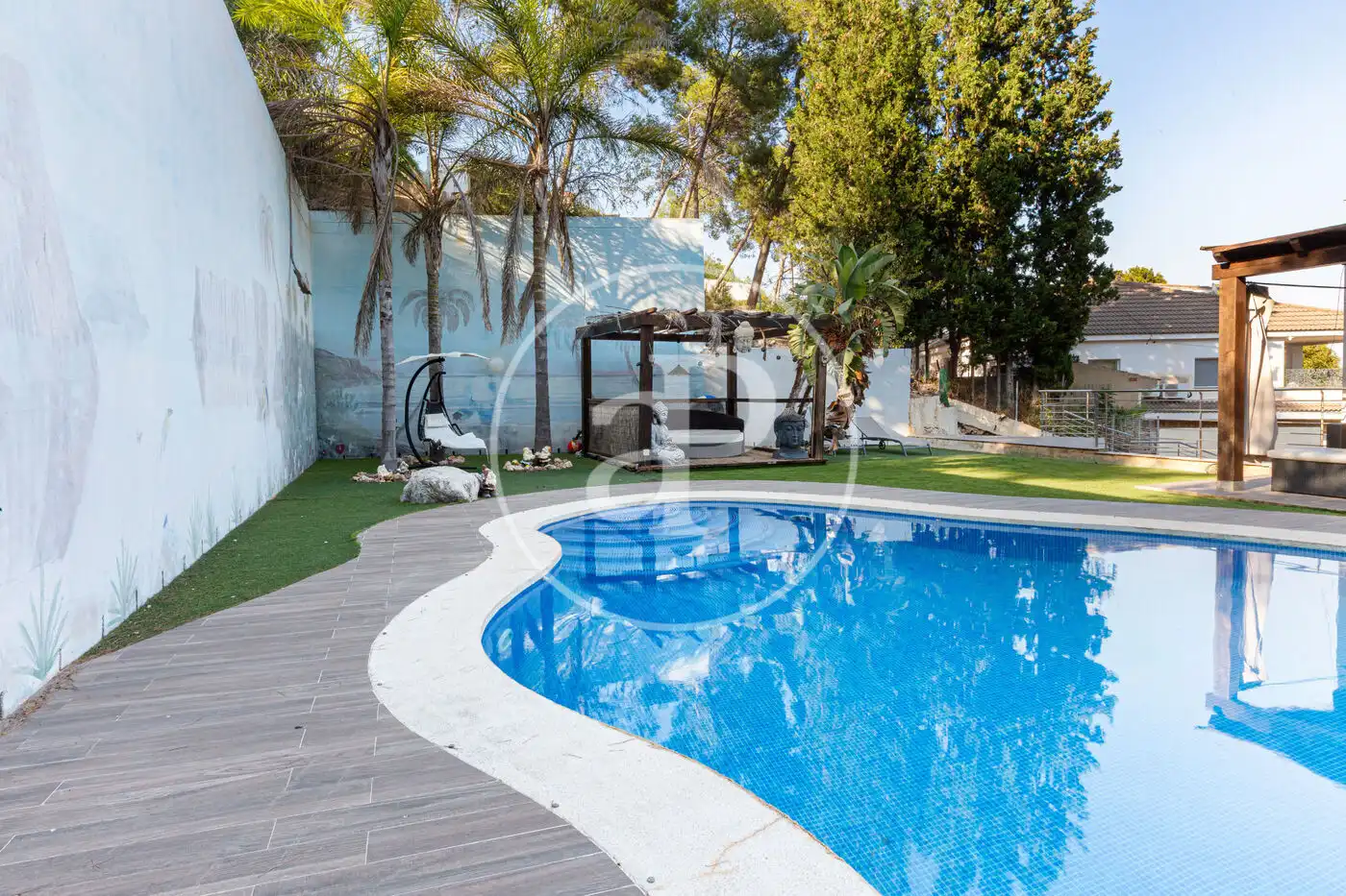 Swimming pool of Houses for sale in Chiva  with Air Conditioner, Heating and Private garden