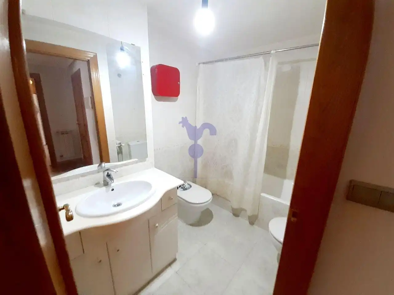 Baño de Apartamento en venta en León Capital  con Calefacción, Parquet y Amueblado