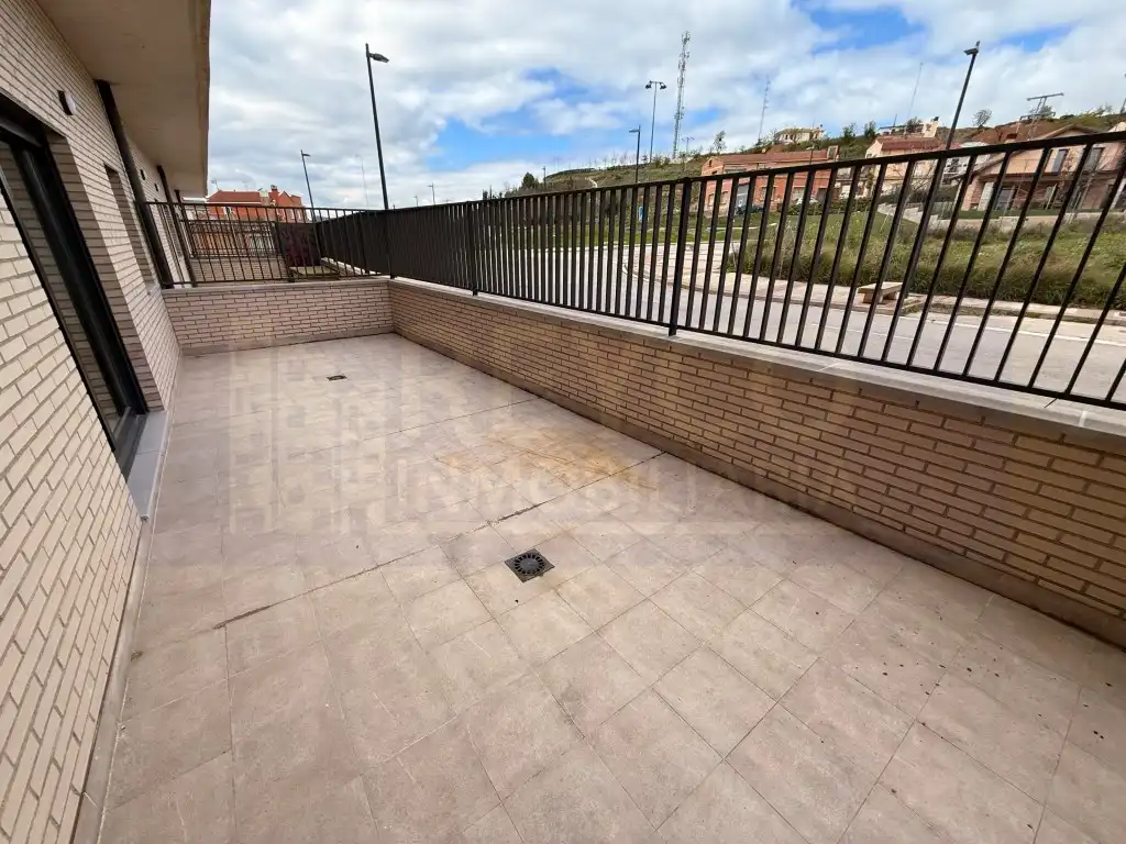 Local comercial en venda a Villamediana de Iregua, imagen 4