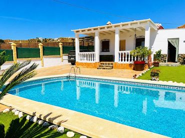 Haus mit Pool zur Miete in Torrox Pueblo
