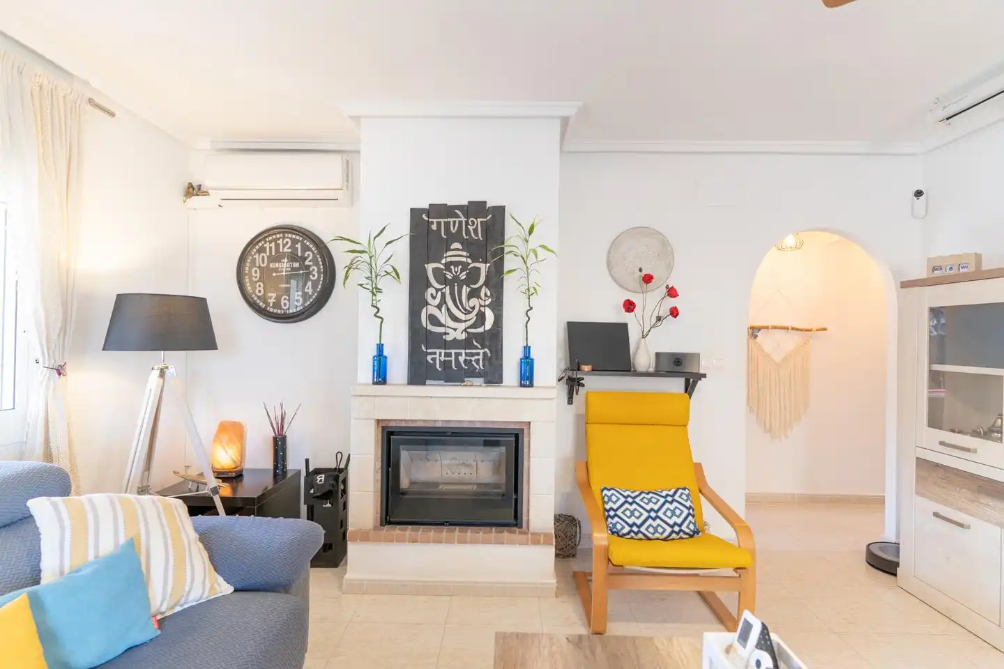 Wohnzimmer von Haus oder Chalet zum Verkauf in Santa Pola mit Klimaanlage, Privatgarten und Terrasse