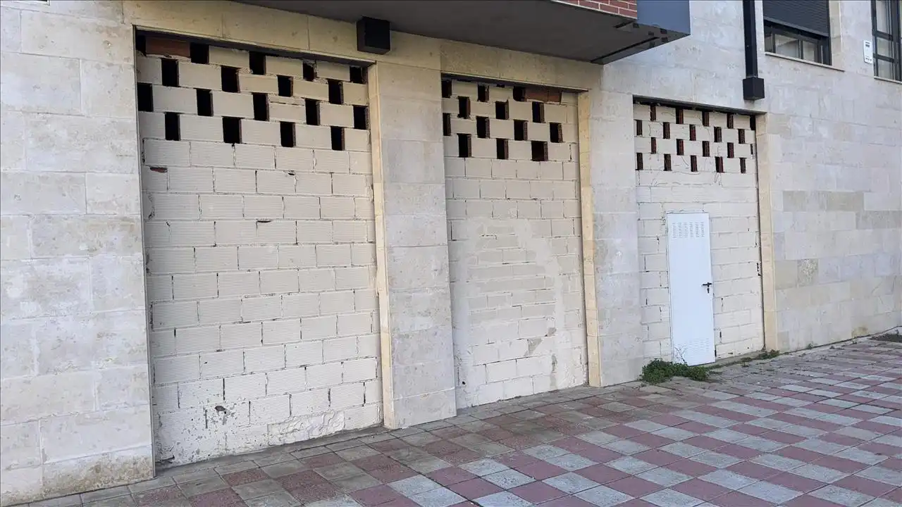 Local comercial en venda a FRANCISCO MOLLEDA, imagen 2