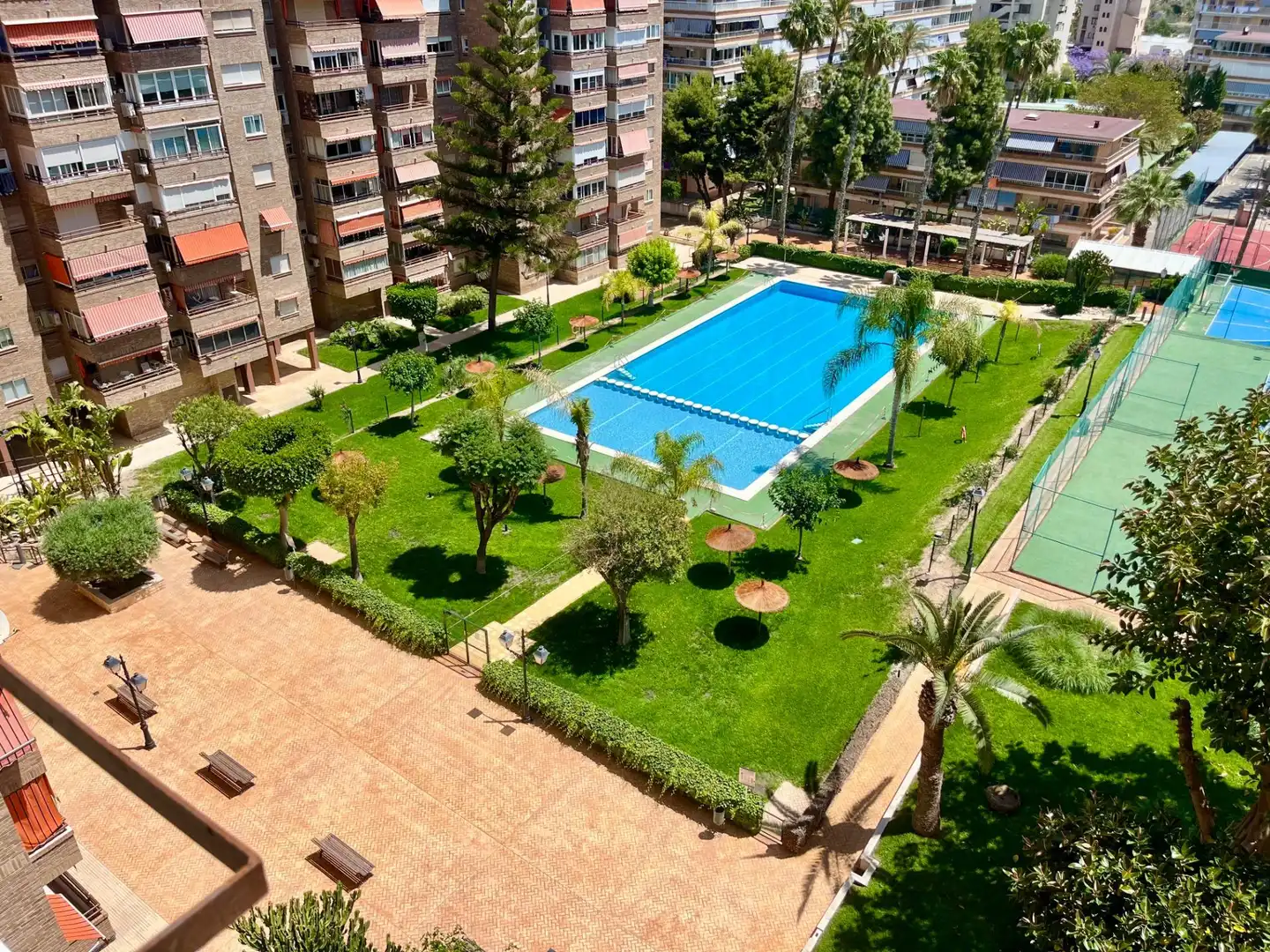 Piscina de Piso en venta en Alicante / Alacant con Aire acondicionado, Calefacción y Piscina comunitaria