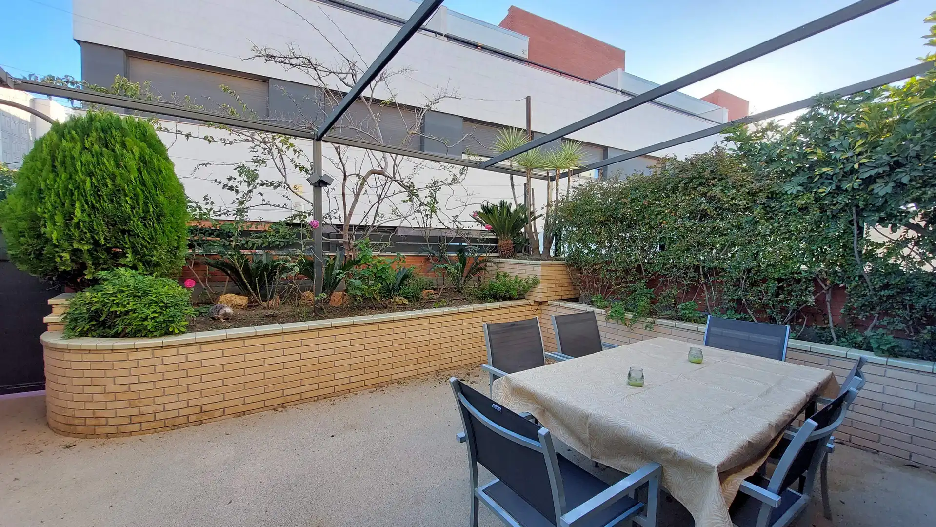 Terraza de Casa adosada en venta en Salou con Aire acondicionado, Calefacción y Jardín privado