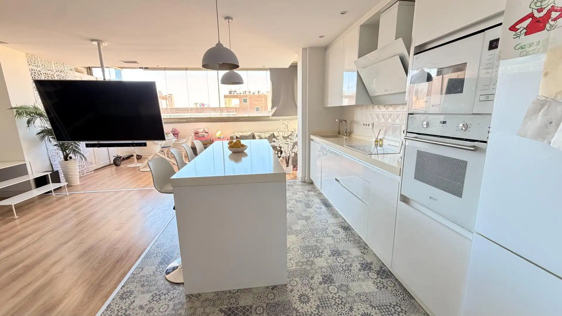 Küche von Dachboden zum Verkauf in Elche / Elx mit Heizung, Terrasse und Abstellraum