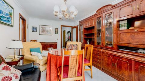 Foto 2 de Piso en venta en El Torrejón - El Cerezo, Sevilla Capital