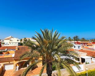 Vista exterior de Apartament de lloguer en Dénia amb Aire condicionat i Terrassa