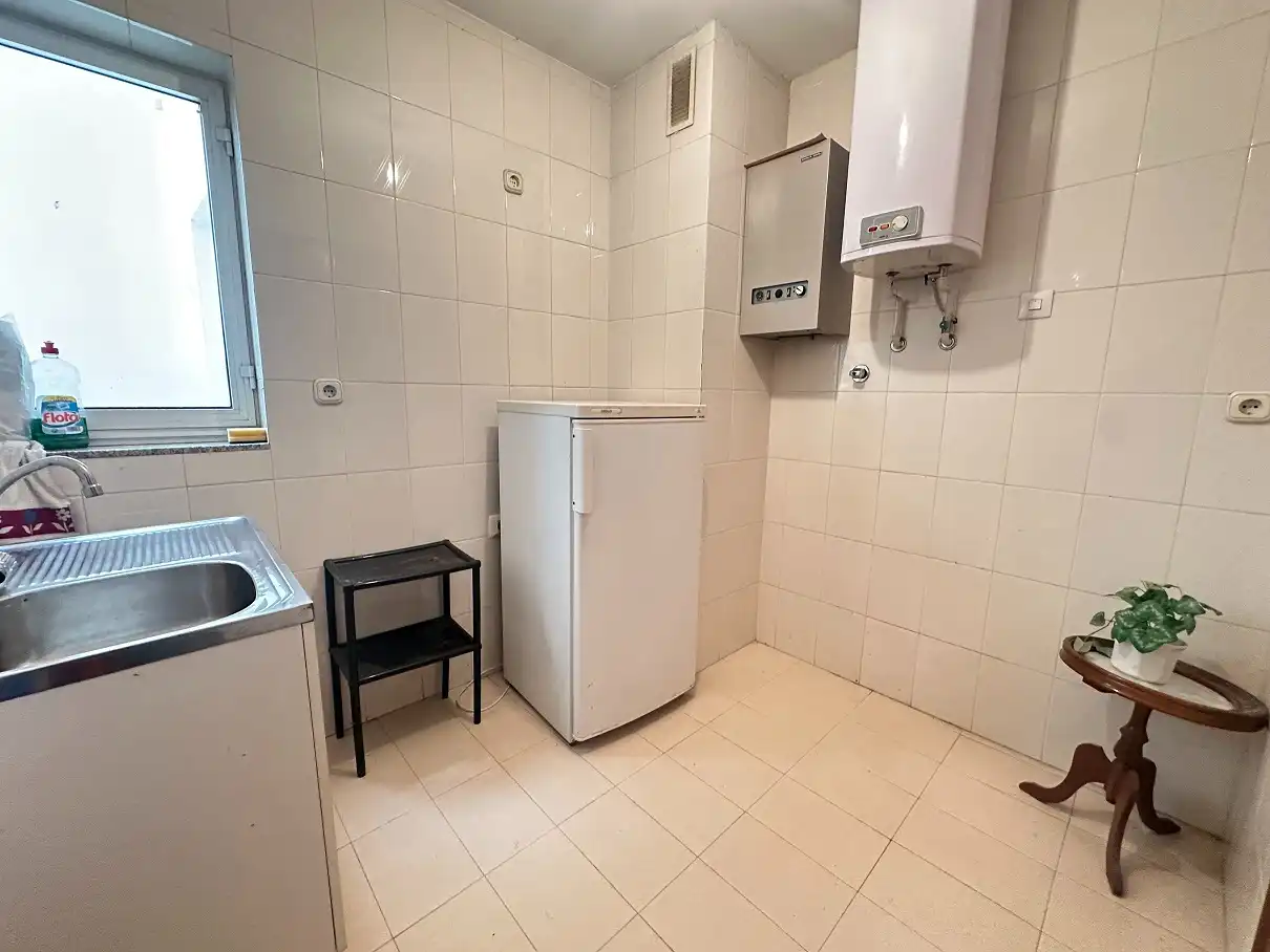 Kitchen of Flat for sale in Santiago de Compostela   with Heating