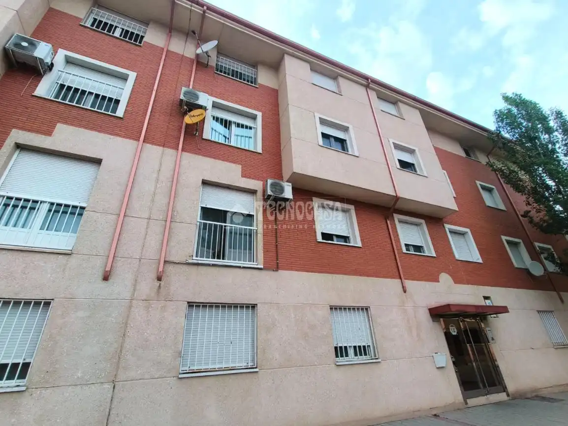 Außenansicht von Wohnung zum Verkauf in Medina del Campo