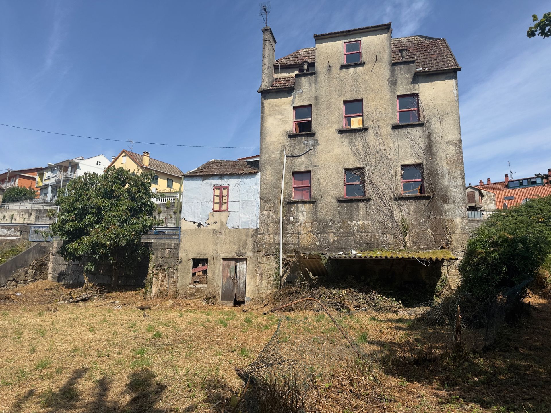 Vista exterior de Casa o xalet en venda en Redondela amb Jardí privat