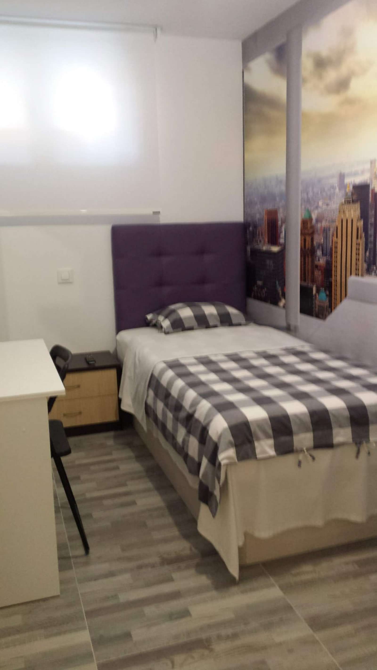 Flat to share in Pueblo Nuevo